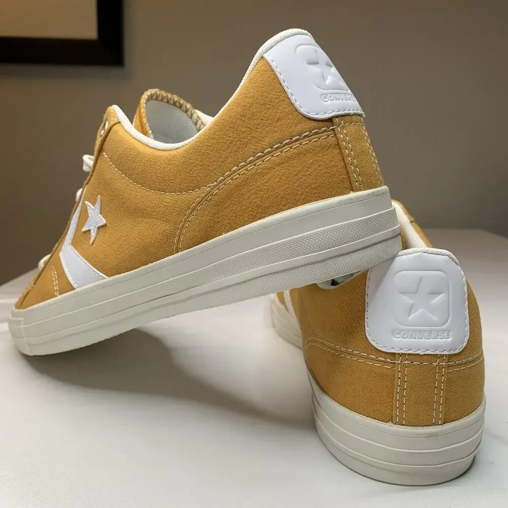 Converse men star